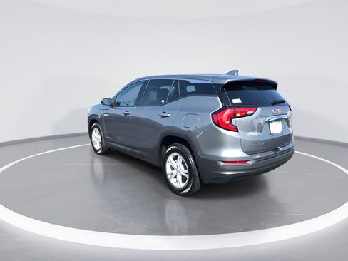 Used 2020 GMC Terrain SLE image 6