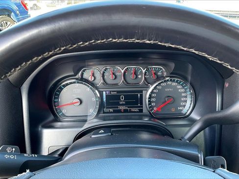 Used 2018 Chevrolet Silverado 1500 LT w/ All Star Edition image 18