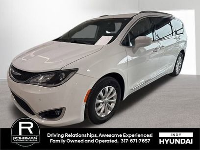 Used 2018 Chrysler Pacifica Touring-L Plus w/ Advanced Safetytec Group