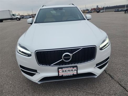 Used 2018 Volvo XC90 T6 Momentum w/ Momentum Plus Package image 17