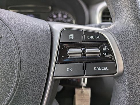 Used 2020 Kia Sorento LX image 23