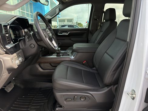 Used 2026 GMC Sierra 1500 SLT AWD/4WD image 21
