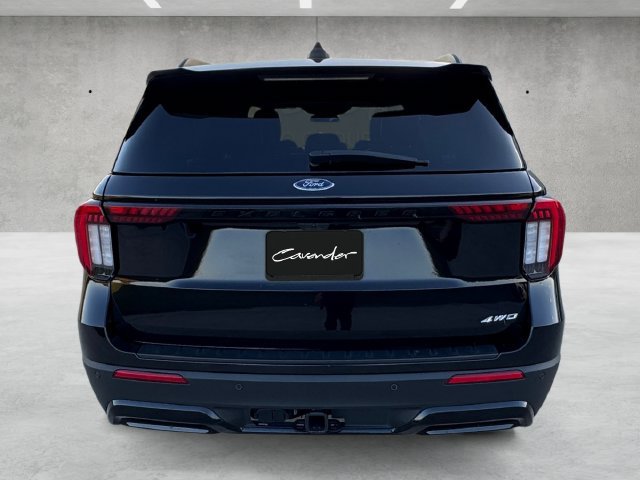 Used 2025 Ford Explorer ST-Line w/ ST-Line Street Pack AWD/4WD image 15