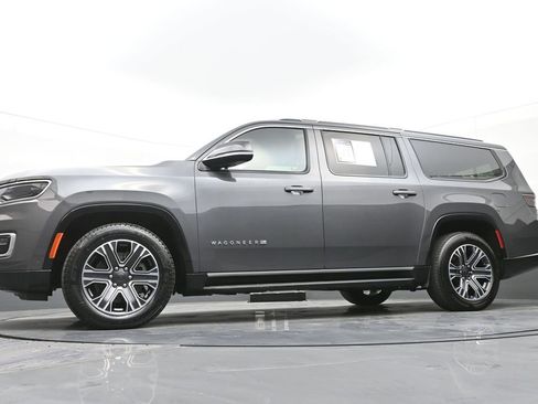 Used 2024 Jeep Wagoneer L Series II w/ Flexible Seating Group image 45