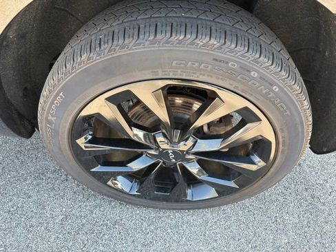 Used 2023 Kia Sorento SX AWD/4WD image 7