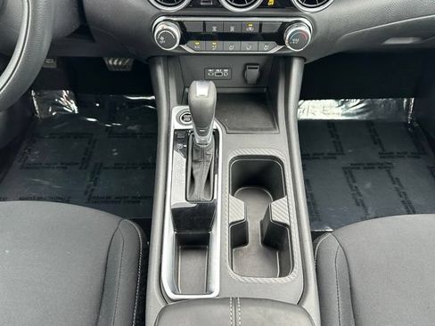 Certified 2023 Nissan Sentra SV FWD image 31