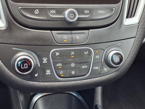 Used 2024 Chevrolet Malibu LT FWD image 12