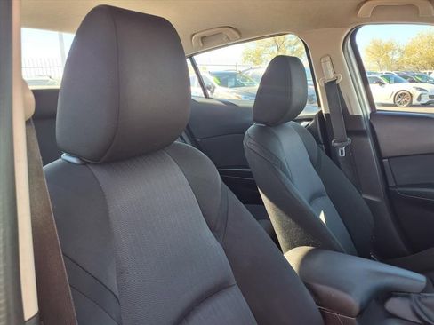 Used 2015 MAZDA MAZDA3 i SV image 18