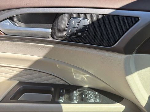 Used 2018 Ford Fusion Platinum image 10