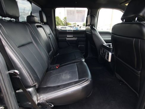 Used 2020 Ford F150 Lariat w/ Equipment Group 502A Luxury AWD/4WD image 9