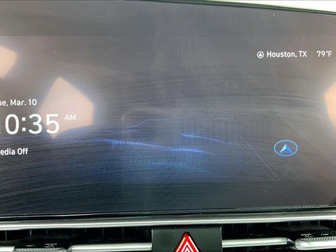 Used 2023 Hyundai Elantra Limited FWD image 35