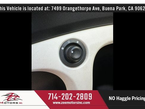 Used 2016 smart fortwo passion RWD image 33