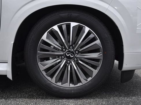 New 2026 INFINITI QX80 Luxe w/ Cargo Package RWD image 38
