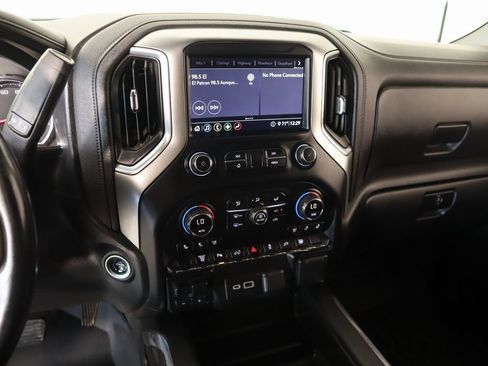 Used 2020 Chevrolet Silverado 2500 LTZ w/ LTZ Texas Edition image 5