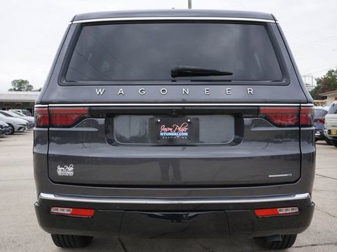 Used 2024 Jeep Wagoneer Series II image 6