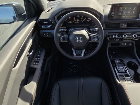 New 2025 Honda Pilot TrailSport image 27