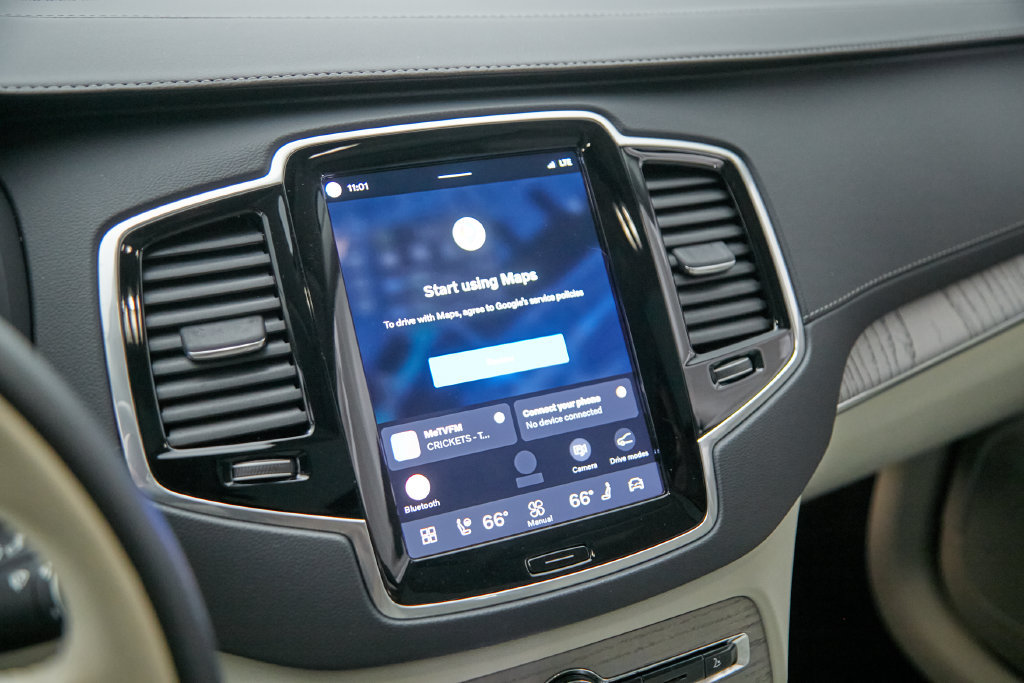 Certified 2025 Volvo XC90 T8 Ultra w/ Protection Package Premier AWD/4WD image 15