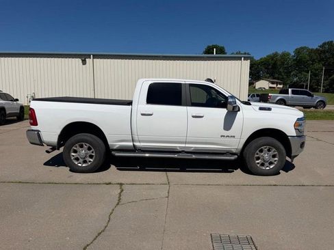 Used 2023 RAM 2500 Laramie AWD/4WD image 2