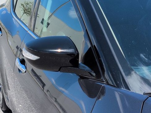 Used 2017 Nissan Maxima 3.5 SV image 13