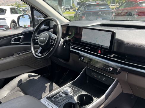 Used 2026 Kia Carnival LXS FWD image 20