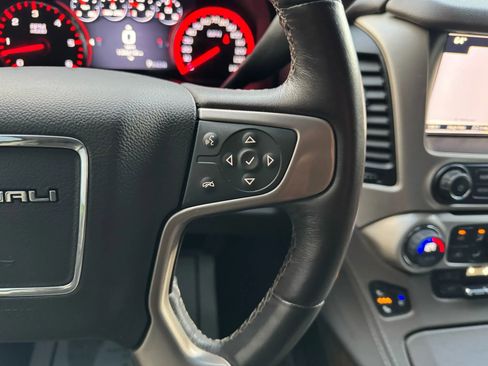 Used 2016 GMC Yukon Denali w/ Open Road Package image 32