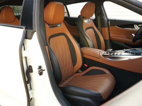 Used 2019 Mercedes-Benz AMG GT 63 image 10