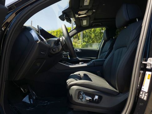 New 2026 BMW X5 xDrive40i w/ Executive Package AWD/4WD image 7