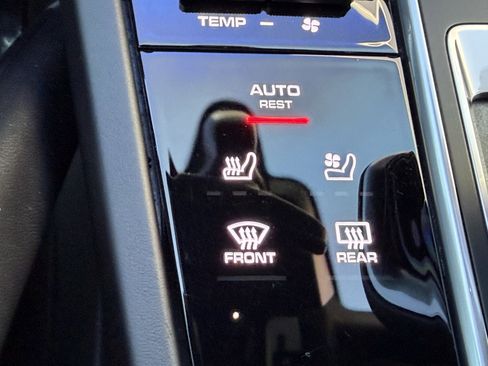 Certified 2022 Porsche Cayenne GTS image 25