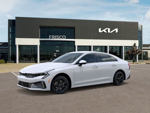 New 2026 Kia K5 LXS FWD image 3
