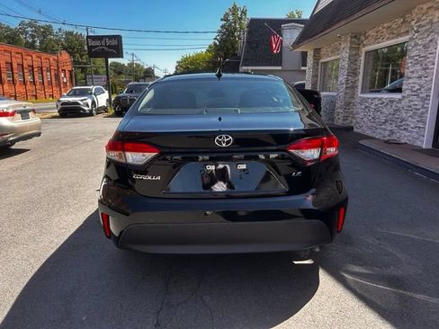 Used 2024 Toyota Corolla LE FWD image 6