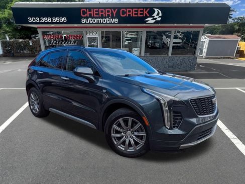 Used 2020 Cadillac XT4 Premium Luxury FWD image 1