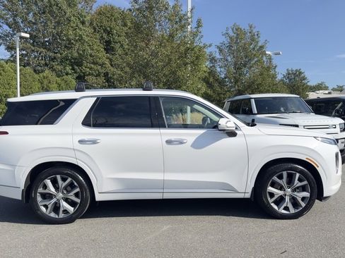 Used 2021 Hyundai Palisade Limited image 2