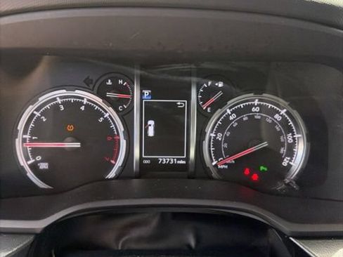 Used 2021 Toyota 4Runner Limited AWD/4WD image 28