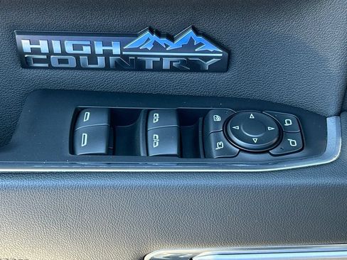 Used 2024 Chevrolet Silverado 1500 High Country AWD/4WD image 39