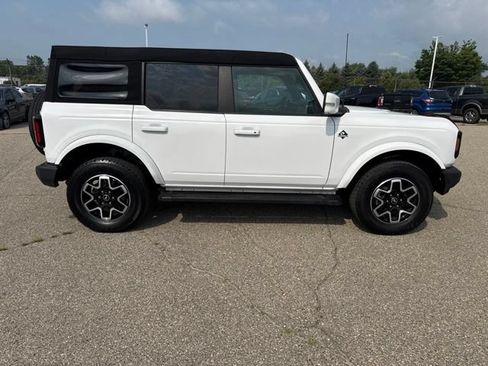 Certified 2023 Ford Bronco Outer Banks AWD/4WD image 9