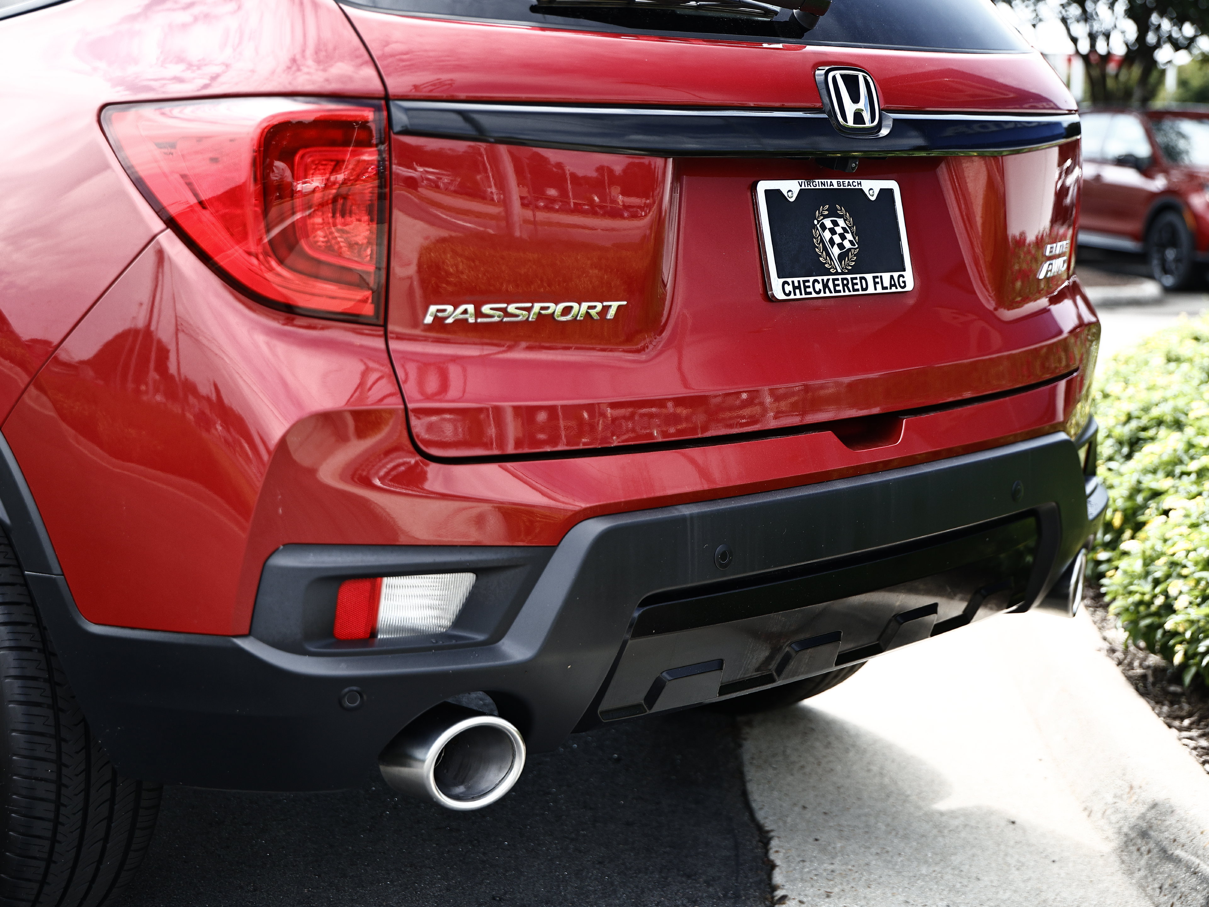 Used 2023 Honda Passport Elite image 9