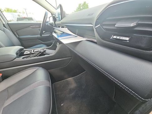 Used 2025 Honda Pilot EX-L image 31