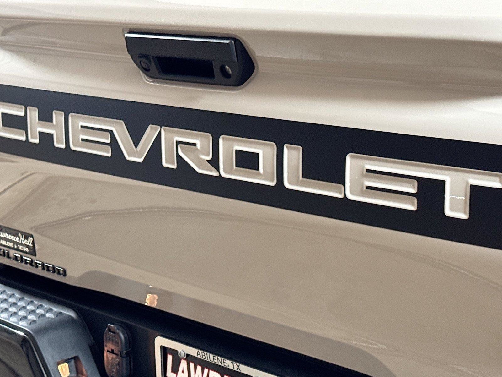 New 2026 Chevrolet Colorado ZR2 AWD/4WD image 18