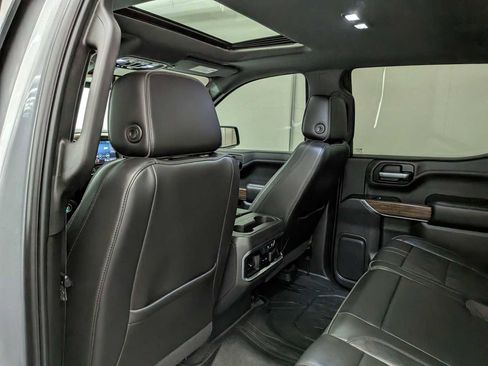 Used 2020 Chevrolet Silverado 1500 High Country image 21