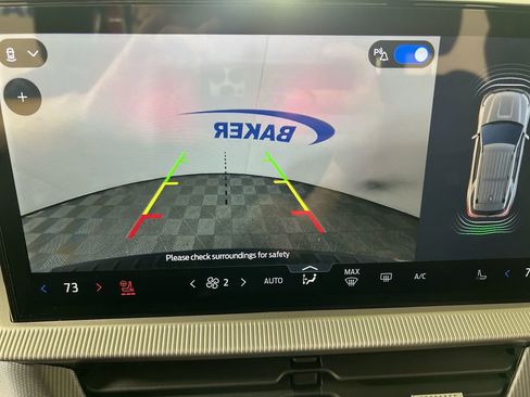 Used 2026 Ford Explorer ST-Line w/ ST-Line Street Pack image 16