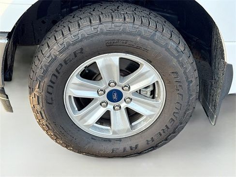 Used 2020 Ford F150 XLT w/ FX4 Off-Road Package image 23