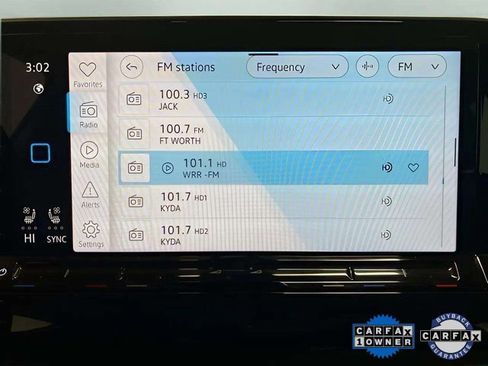 Used 2025 Volkswagen Atlas Cross Sport SE w/ Black Wheel Package image 41