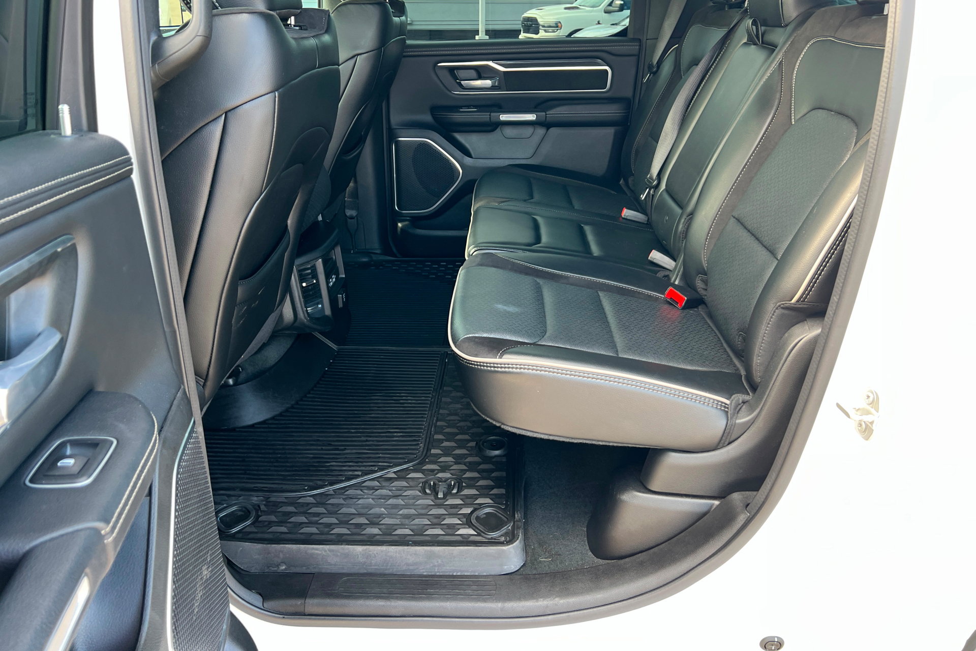Certified 2023 RAM 1500 Laramie AWD/4WD image 21
