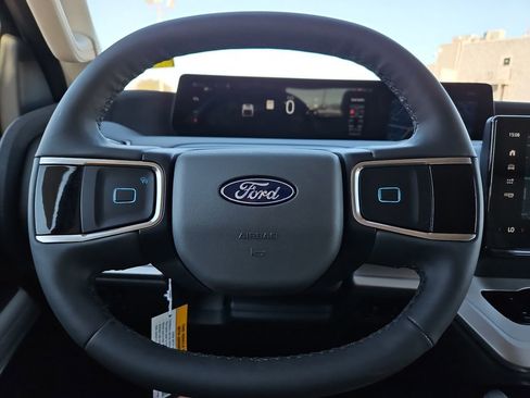 New 2026 Ford Expedition Active image 27