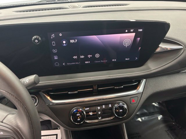 Used 2024 Buick Envista Preferred FWD image 22