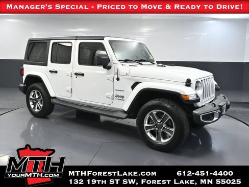 Used 2019 Jeep Wrangler Unlimited Sahara AWD/4WD image 1