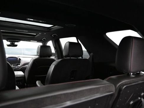 Used 2023 Chevrolet Traverse RS w/ LPO, Floor Liner Package AWD/4WD image 27