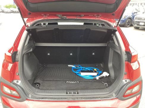 Used 2021 Hyundai Kona Ultimate FWD image 9