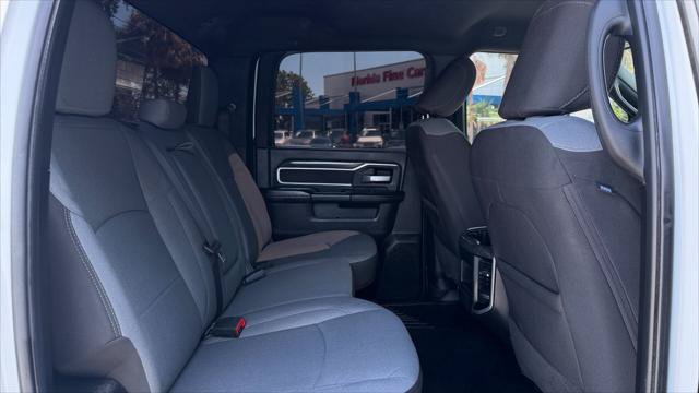 Used 2024 RAM 2500 Big Horn w/ Off Road Package AWD/4WD image 21