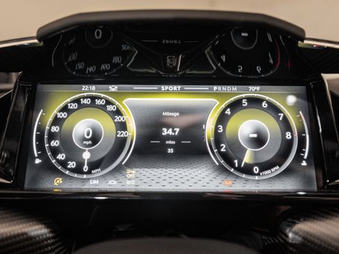 New 2026 Aston Martin V8 Vantage Roadster image 6